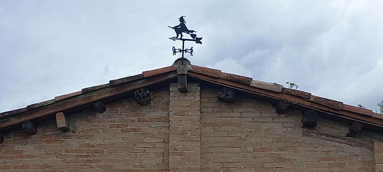 La Fabrica De Targarona Villa San Pedro de Torelló Bagian luar foto
