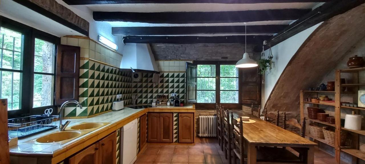 La Fabrica De Targarona Villa San Pedro de Torelló Bagian luar foto