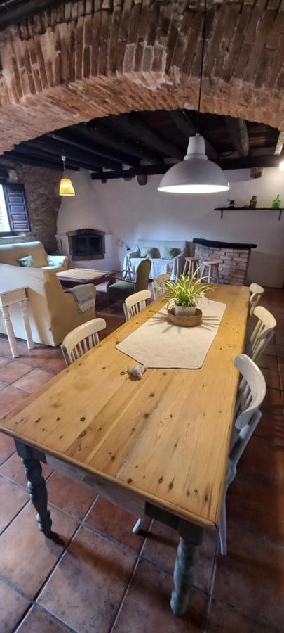 La Fabrica De Targarona Villa San Pedro de Torelló Bagian luar foto