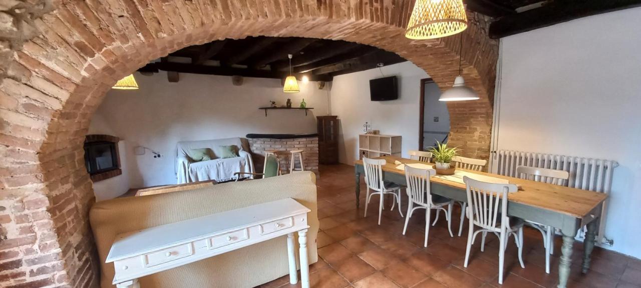 La Fabrica De Targarona Villa San Pedro de Torelló Bagian luar foto
